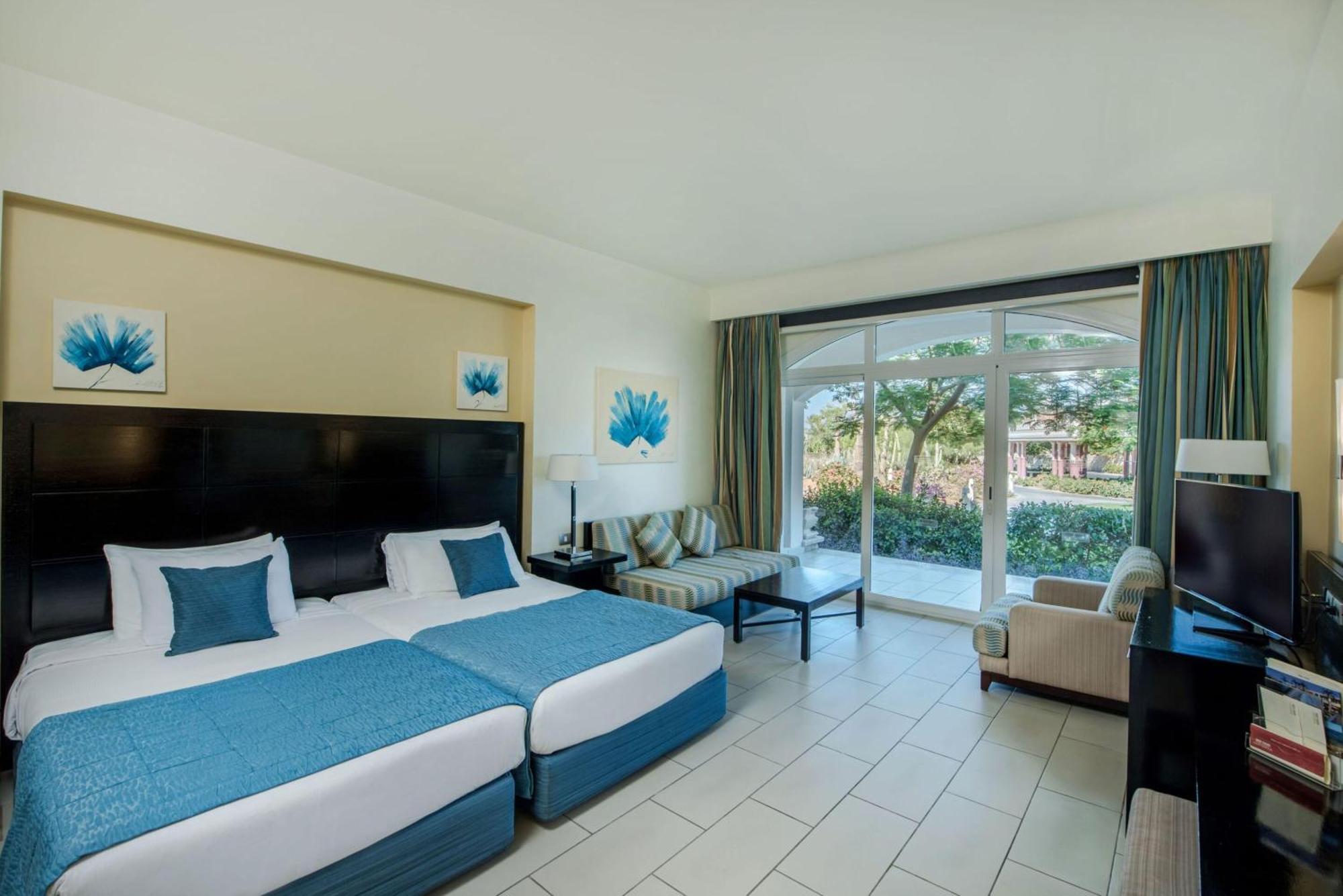 Reef Oasis Blue Bay Resort & Spa Sharm el Sheikh Esterno foto Deluxe room