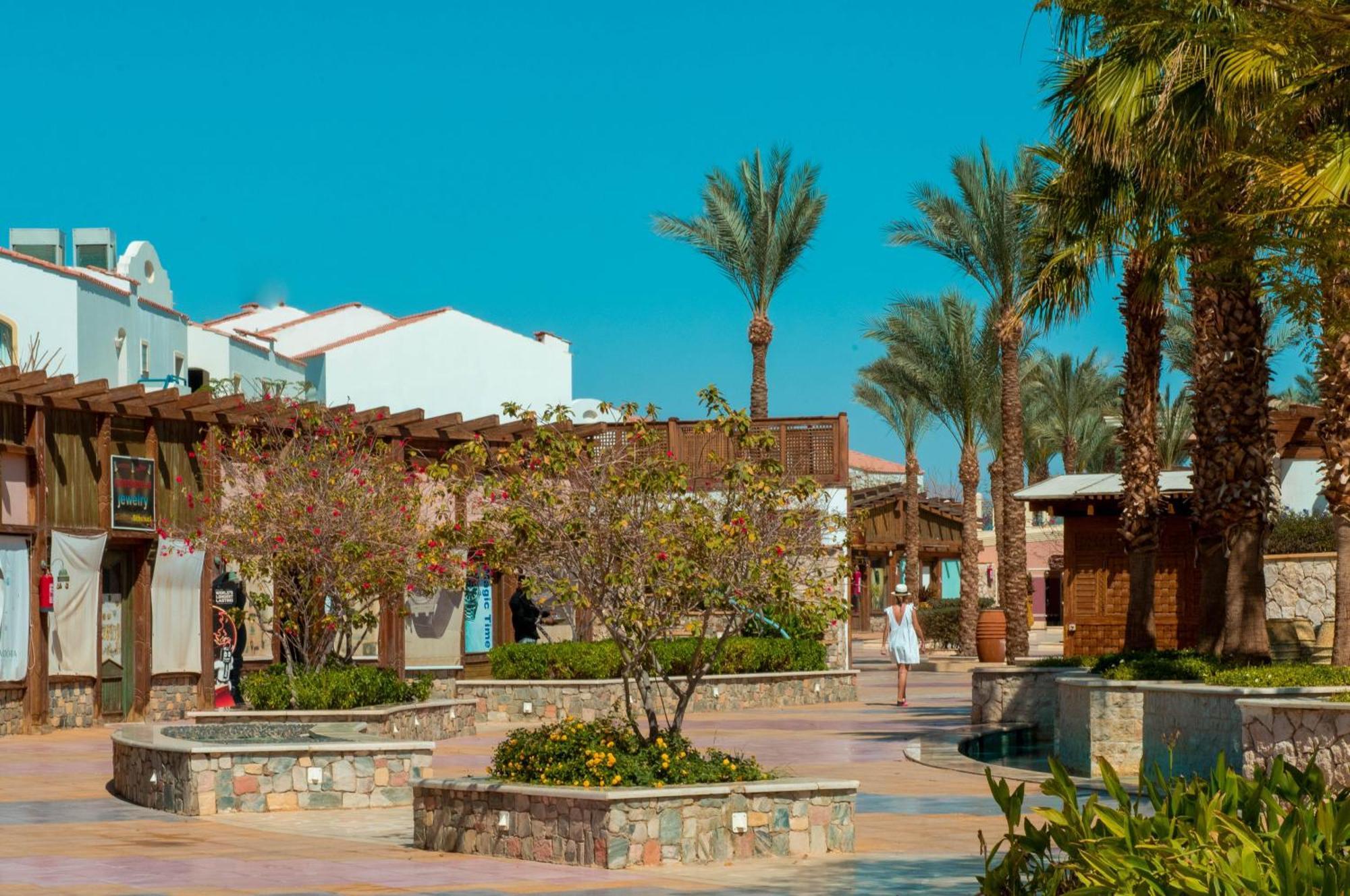 Reef Oasis Blue Bay Resort & Spa Sharm el Sheikh Esterno foto El Alamein