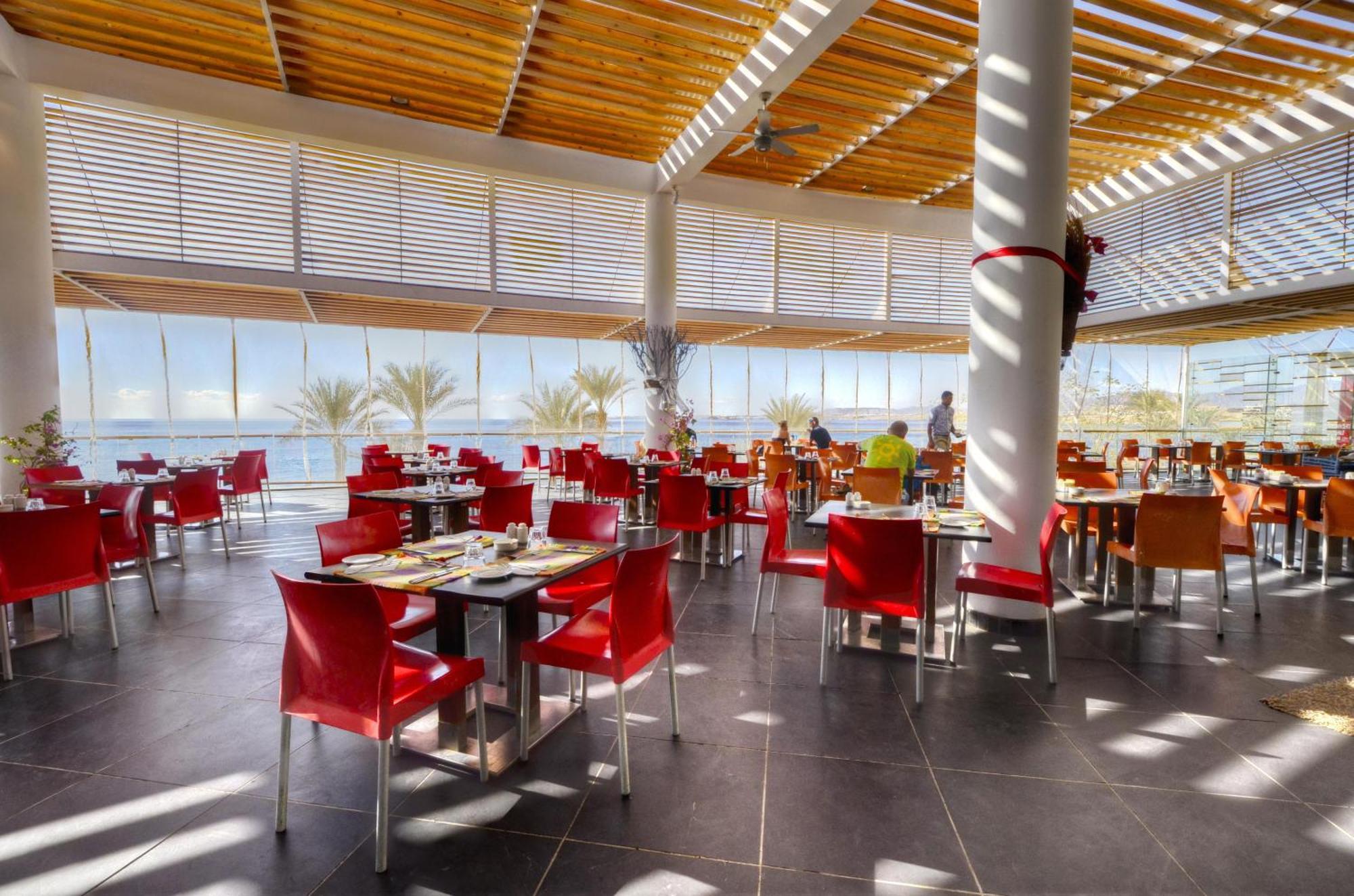 Reef Oasis Blue Bay Resort & Spa Sharm el Sheikh Esterno foto The restaurant