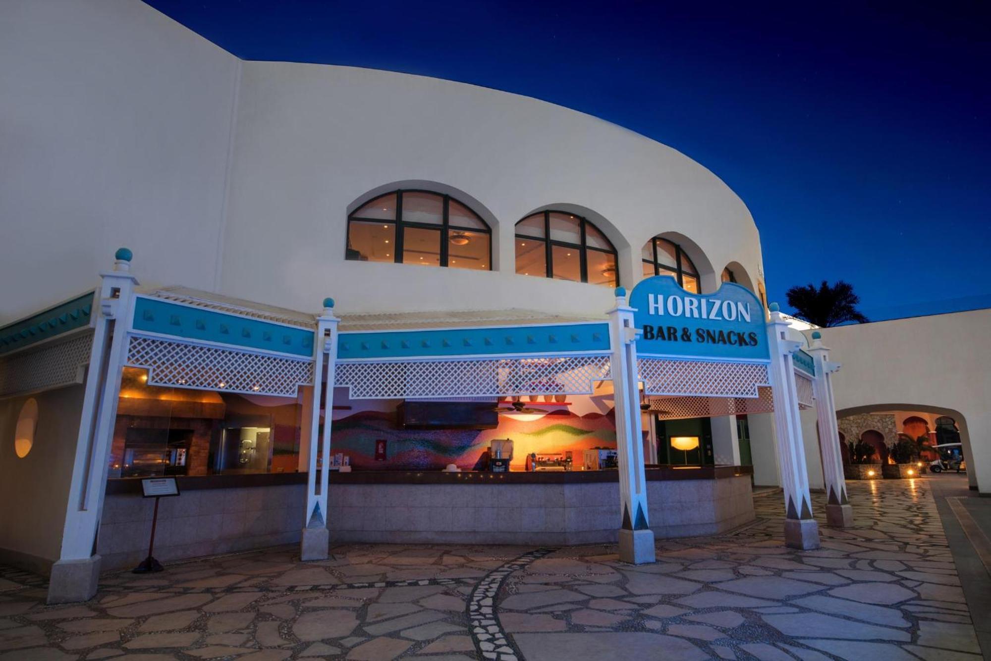 Reef Oasis Blue Bay Resort & Spa Sharm el Sheikh Esterno foto Horizon Bar